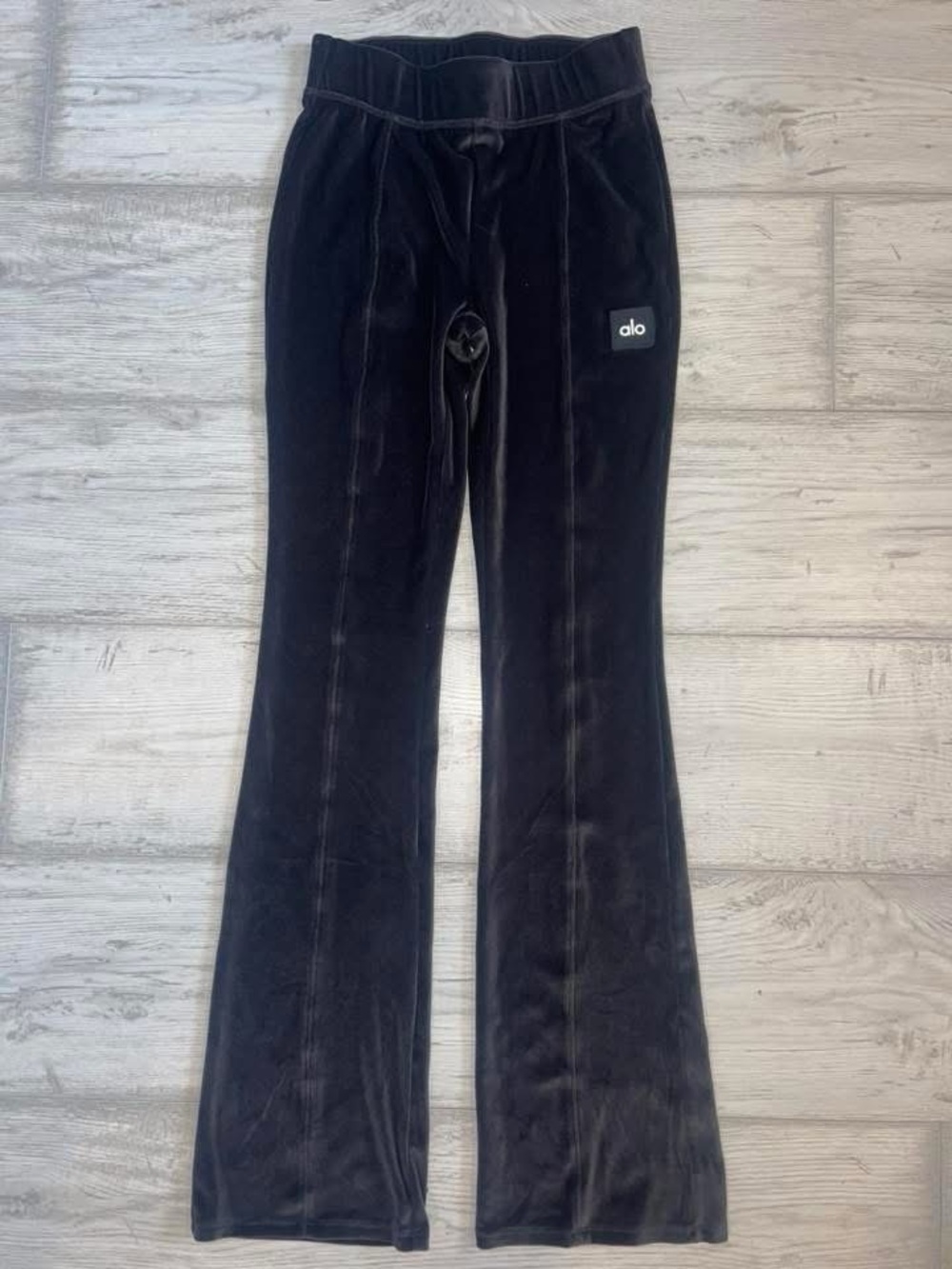 ALO Yoga womens Black Velour Flared pants